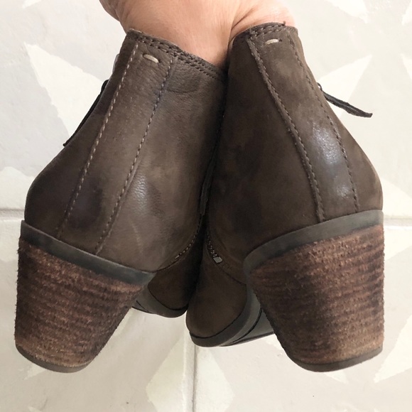 Frye Judith brown leather zip up ankle booties - Picture 3 of 16